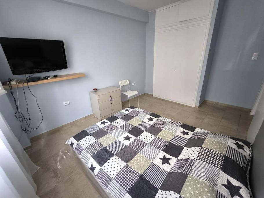 Apartment 50 Meters From The Beach Loutráki Eksteriør billede